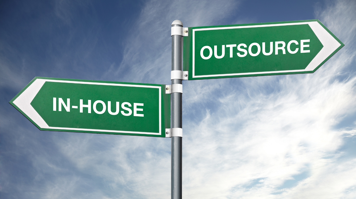 Zewnętrzne biuro rachunkowe dla dużych firm – za i przeciw