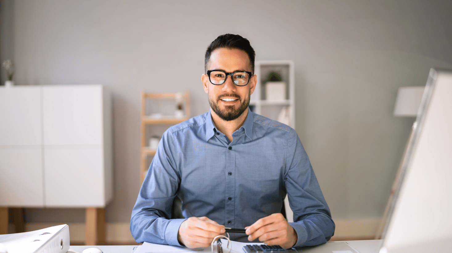 Czy faktury pobrane z KSeF mogą same trafiać na odpowiednie konta?